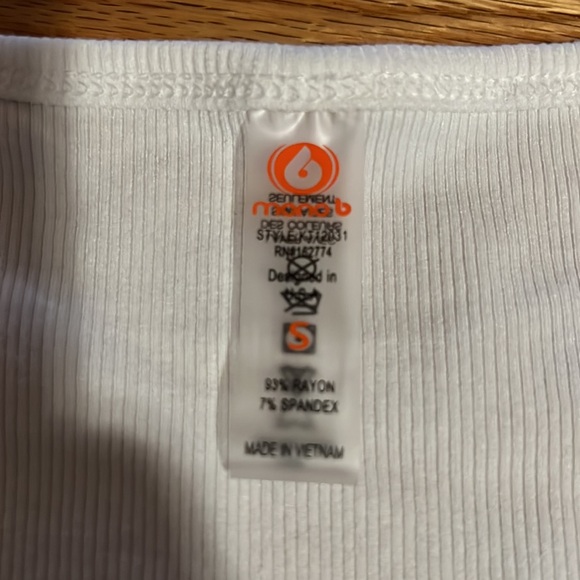 Mono b tanks - Picture 2 of 6